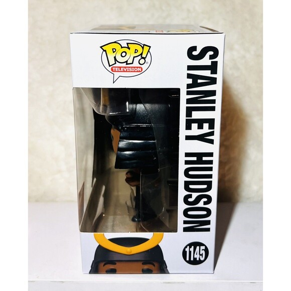 Funko Pop! The Office Stanley Hudson GameStop (GS) (Exclusive) #1145 - Picture 2 of 6